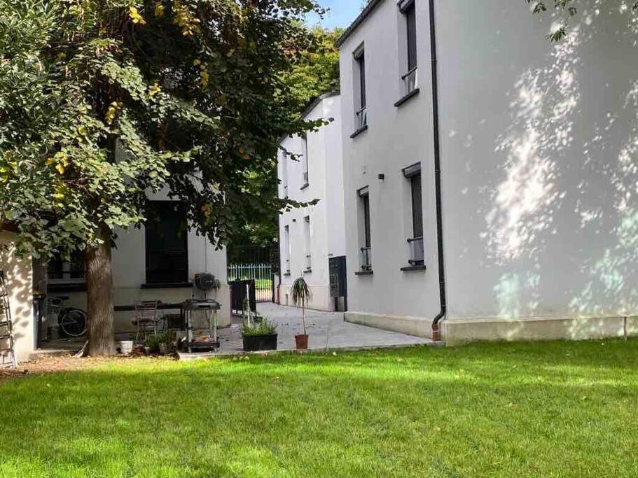 Saint-Maurice Face Au Bois De Vincennes Apartment Exterior photo
